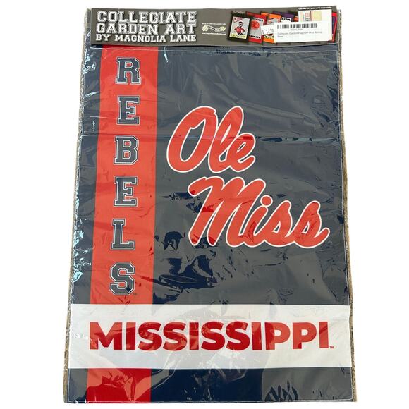 Magnolia Lane Collegiate Ole Miss Garden Flag Dorm Wall Yard Decor 12x18" - Picture 1 of 4